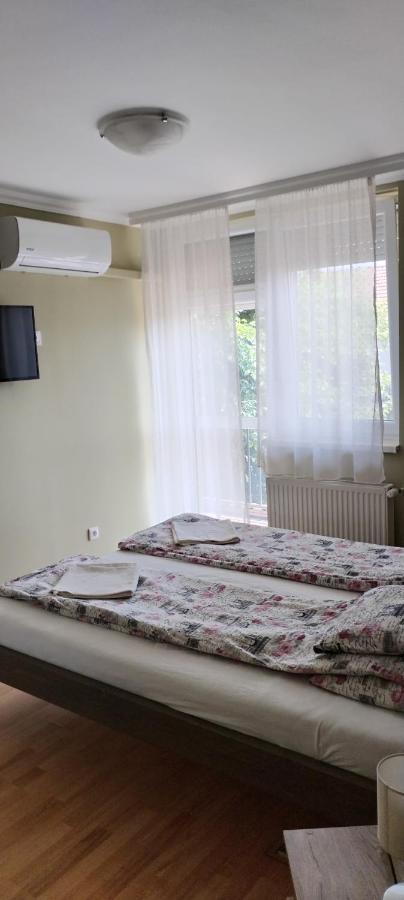 Levendula Apartmanhaz Hajduszoboszlo Exterior photo